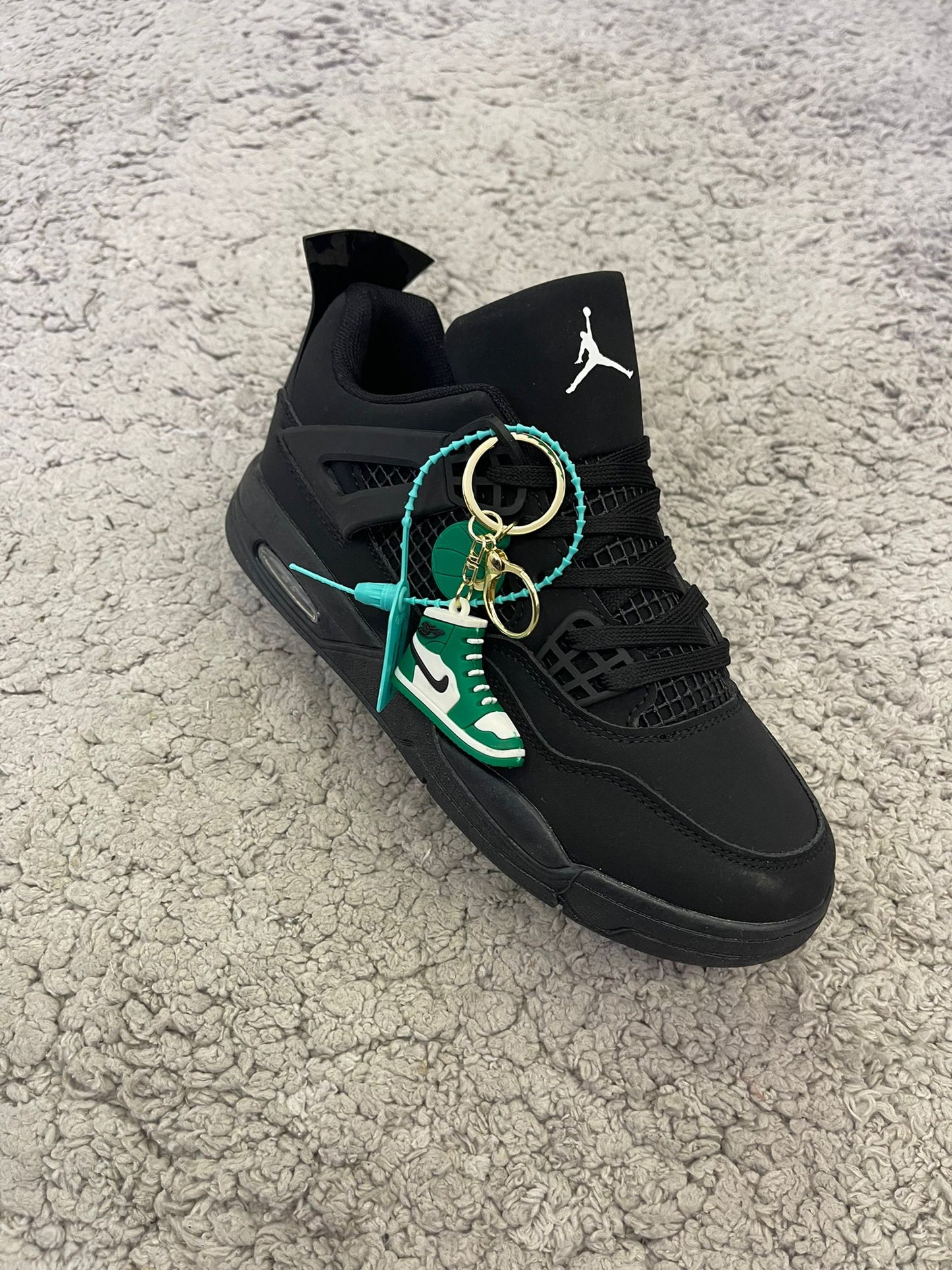 Jordan Retro 4 black “calidad media"