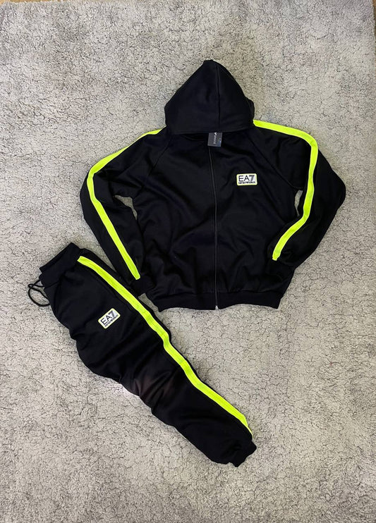 Nuevo Chándal EA7 “calidad media"