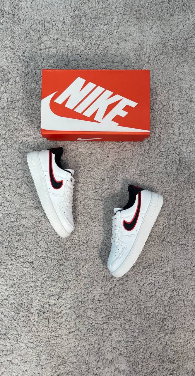 Air Force 1 logo rojo "Baja calidad"