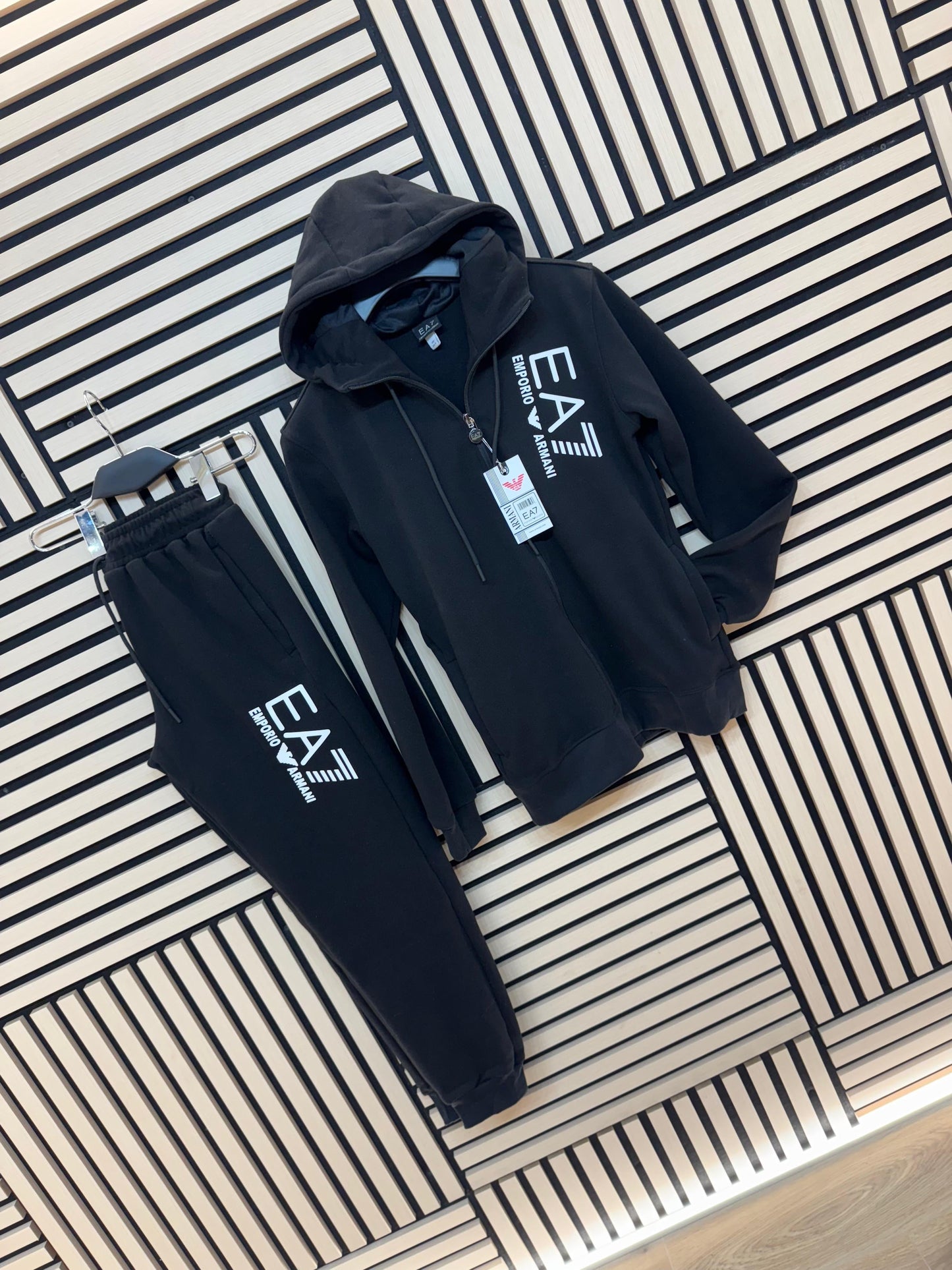 Chándal Armani/ Max calidad