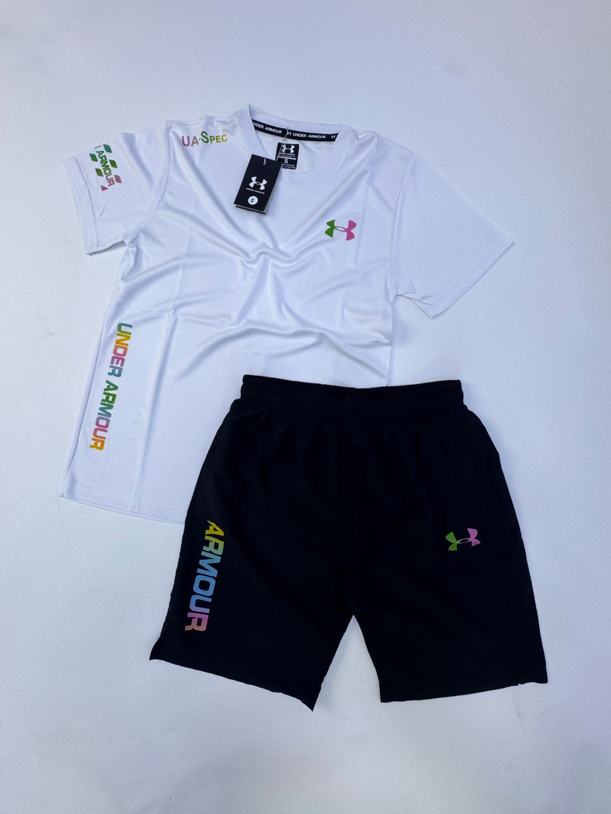Conjuntos Under Armour (blanco y negro)
