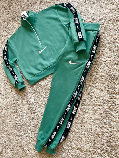 Chándal Mujer Nike (Verde) "Baja calidad"
