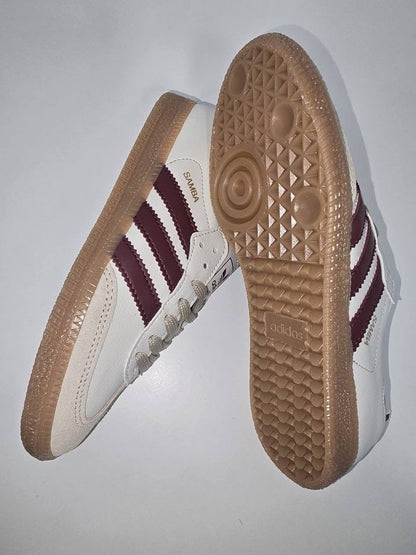 Zapatillas Adidas logo burdeos