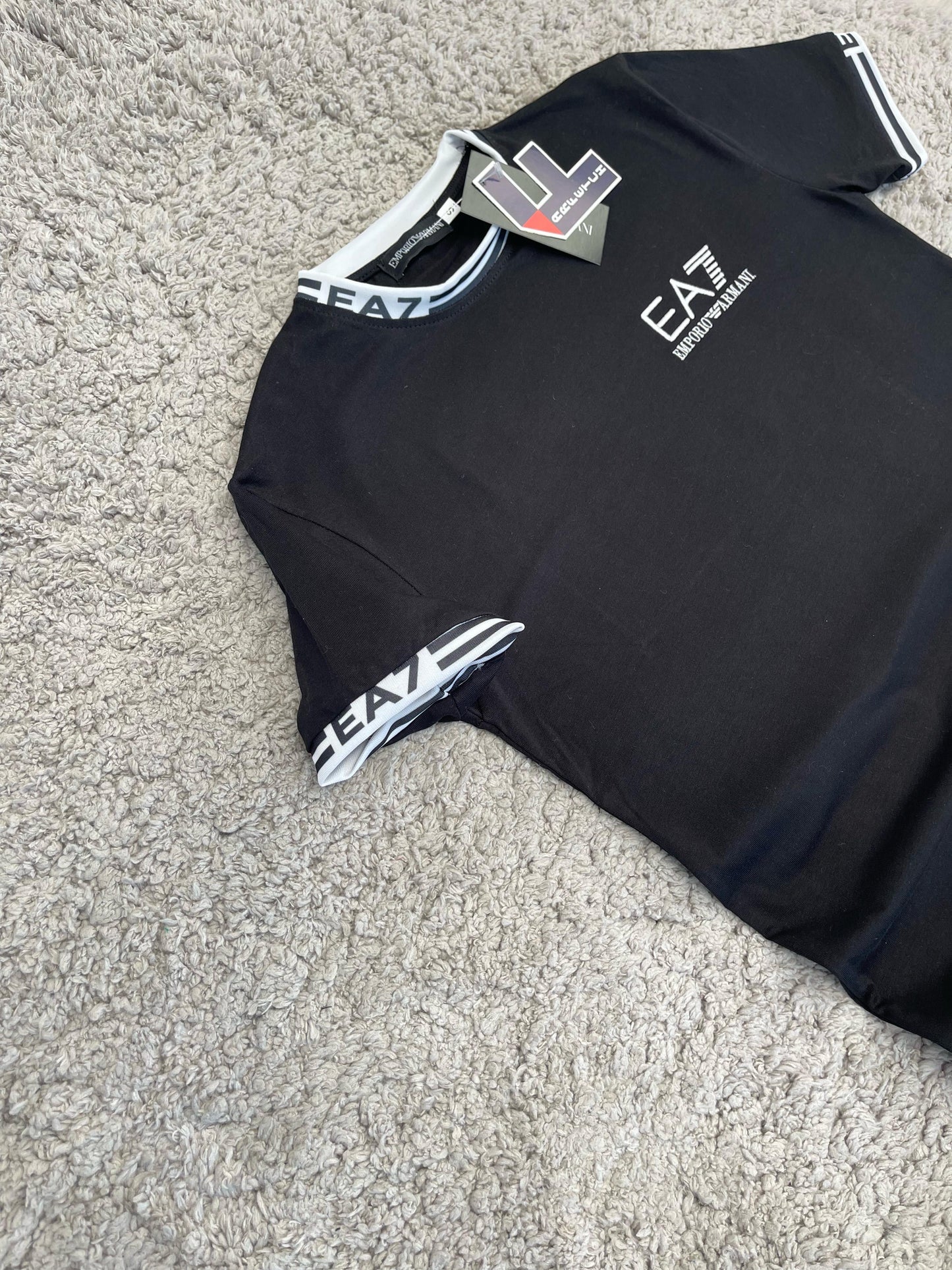 Conjunto de verano EA7