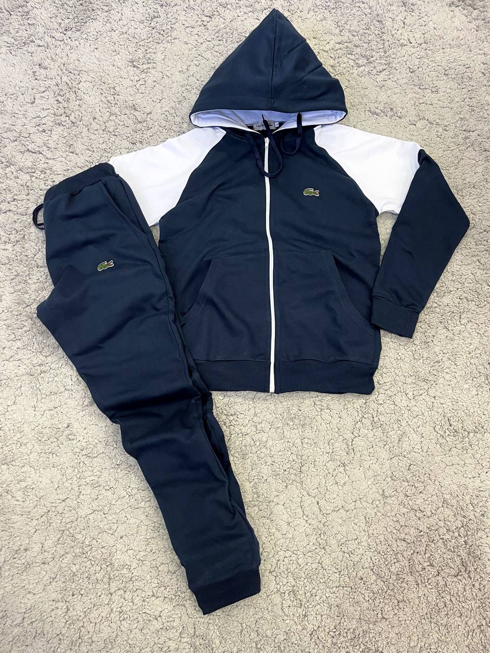 Chándal Lacoste (nuevo) "Baja calidad"