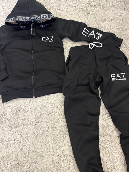 Novedad Chándal EA7 “Negro”