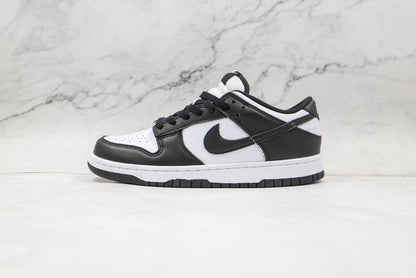 Nike Dunk negra/blanca