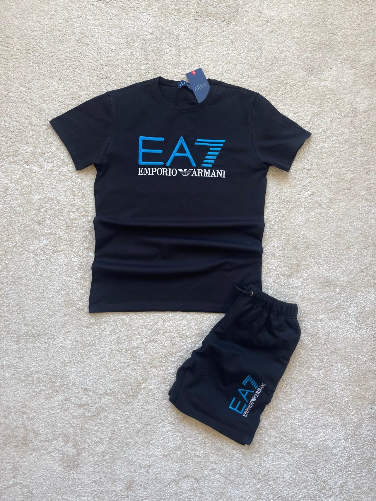 Conjunto de verano EA7