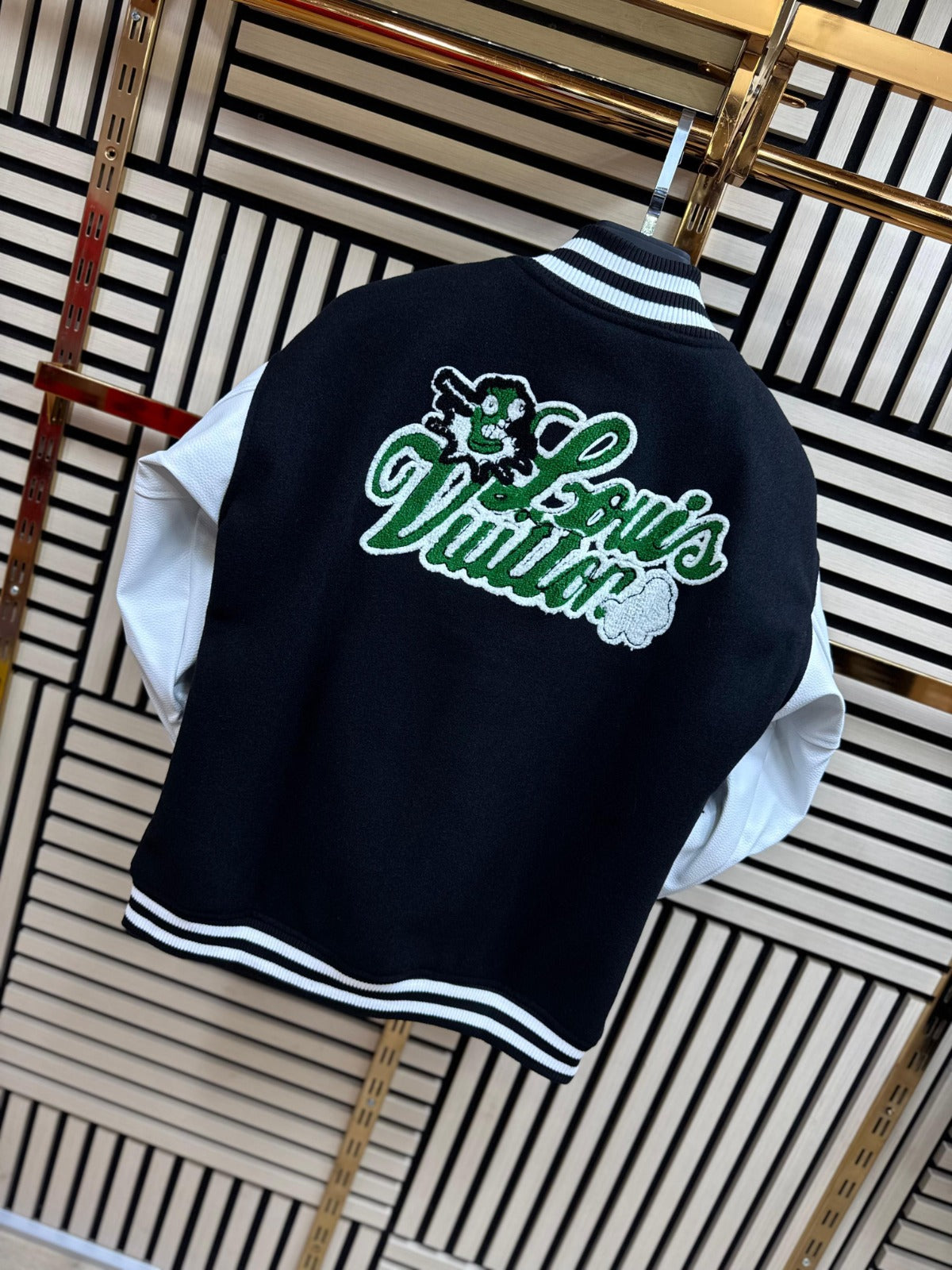 Chaqueta LV