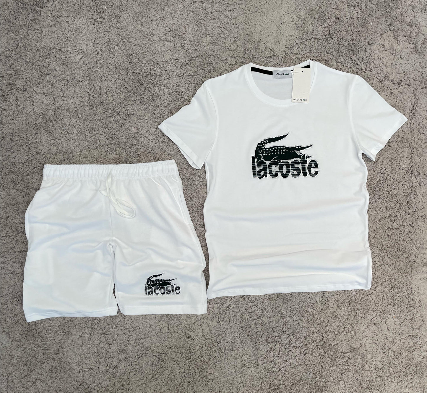 Nuevo Conjunto de verano Lacoste