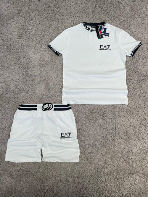 Conjunto de verano EA7