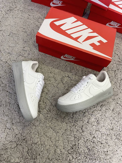 AIR FORCE 1 (blanca suela gris ) "calidad MEDIA"