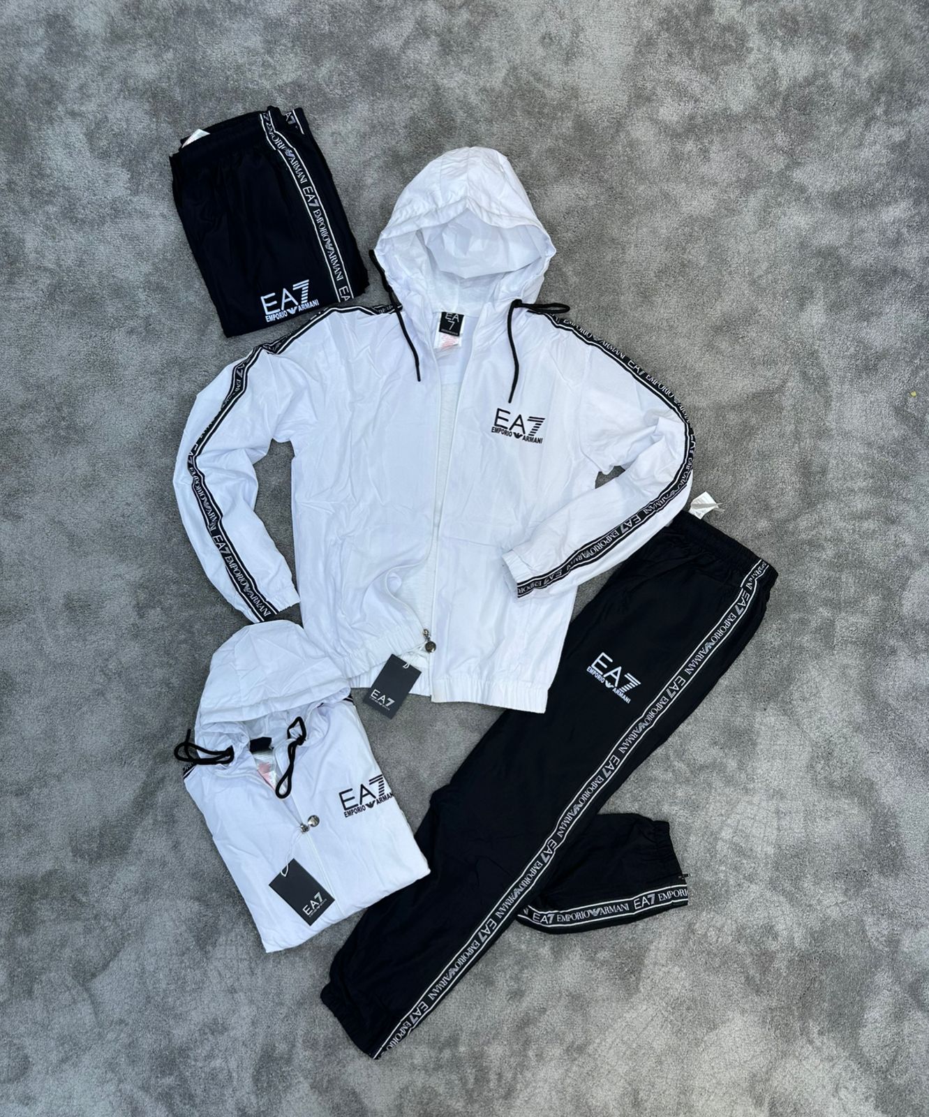 Chandal Armani