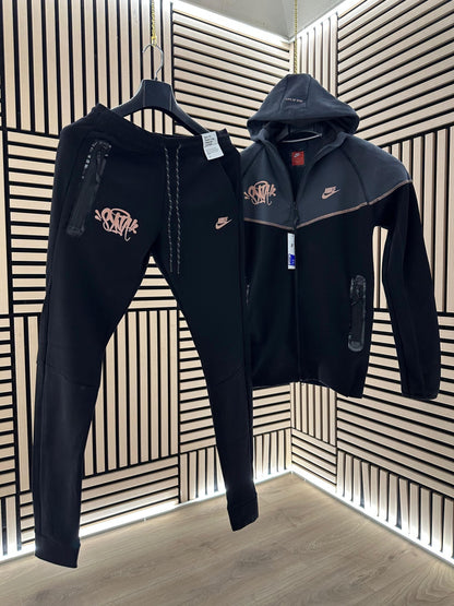 Chandal TECH X SYNA WORLD