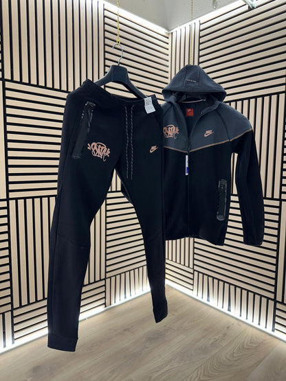 Chandal TECH X SYNA WORLD