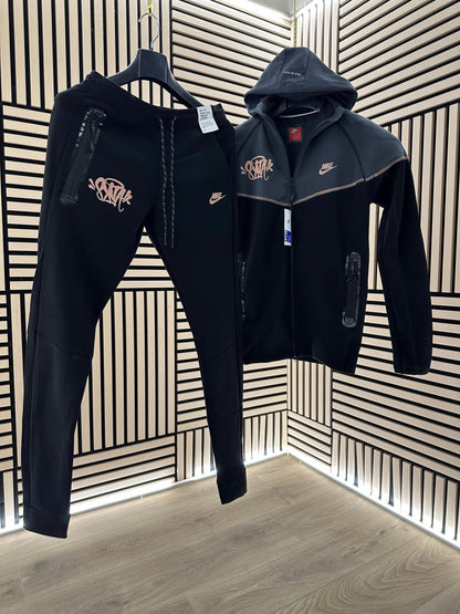 Chandal TECH X SYNA WORLD