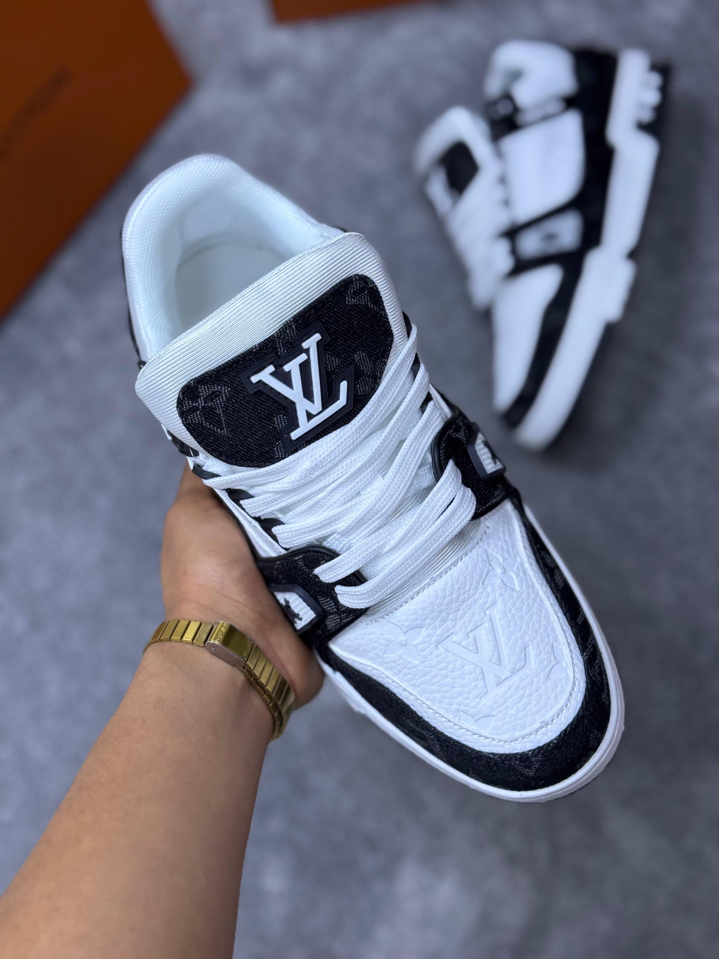 LOUIS VUITTON TRAINER