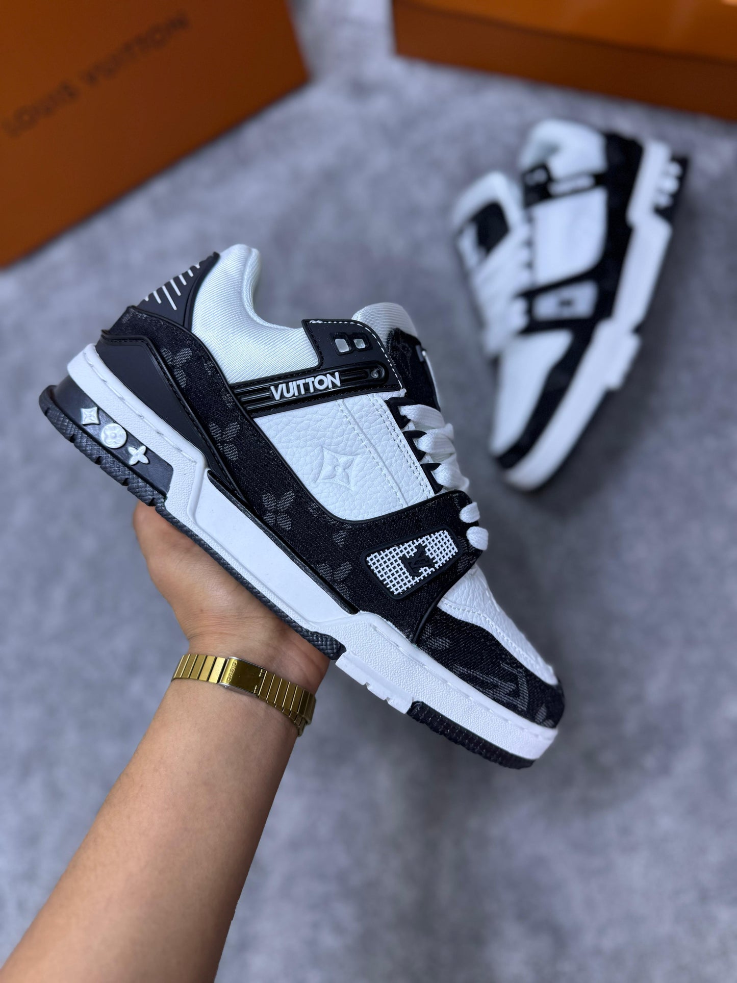 LOUIS VUITTON TRAINER