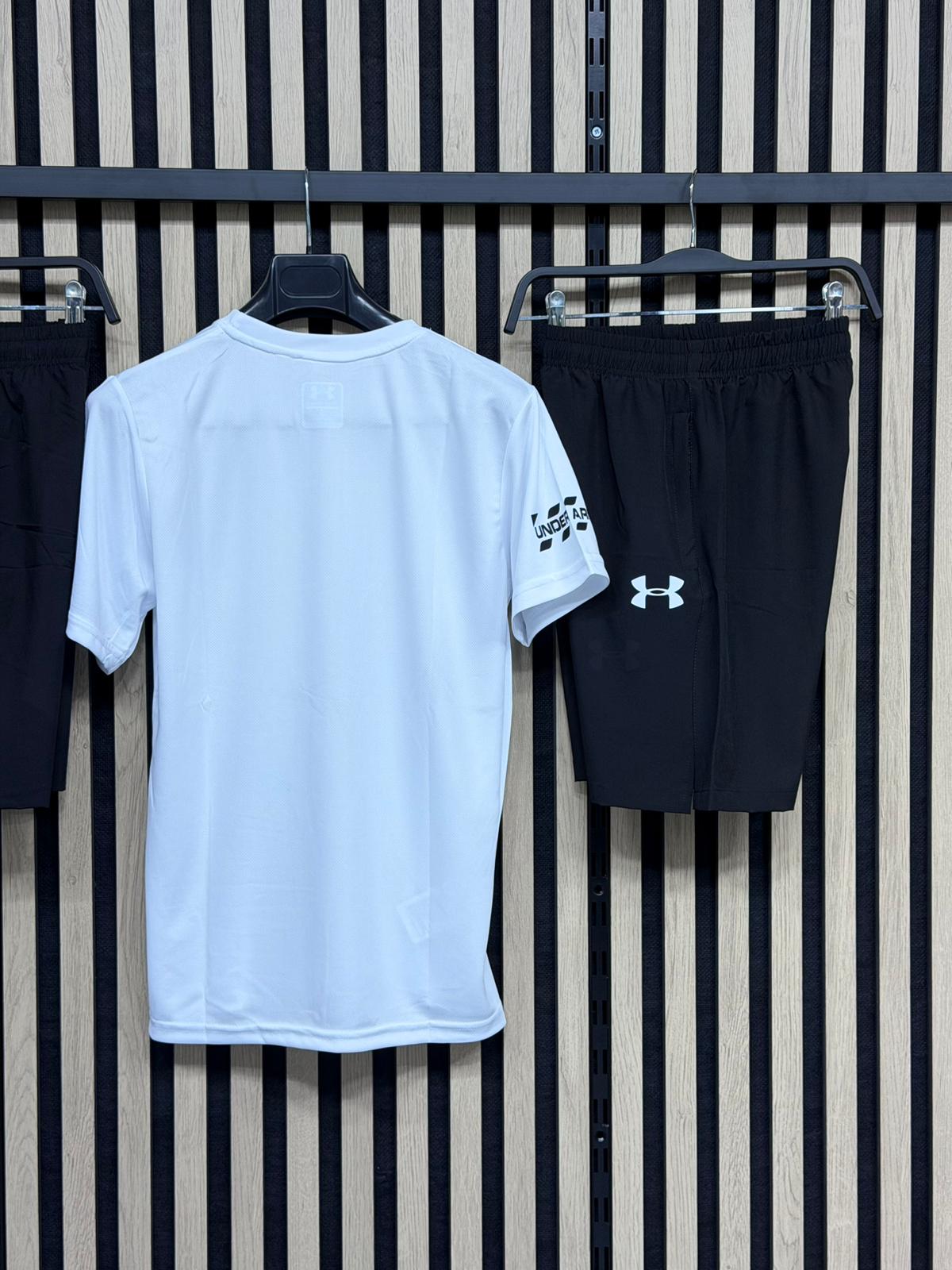 Conjunto Under Armour (NEGRO)