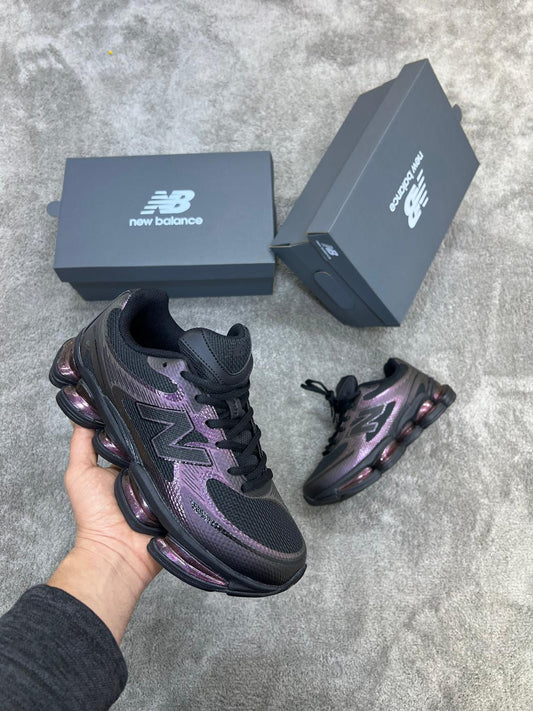 New Balance  2000