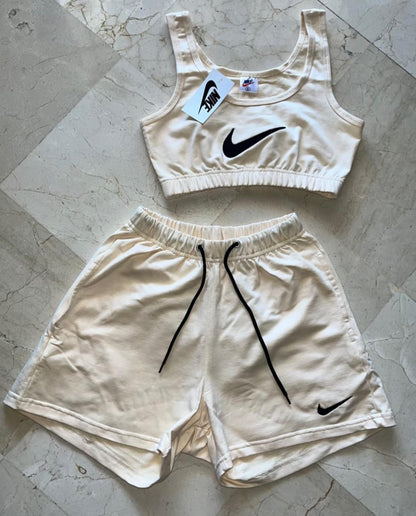 Conjunto Chica "Baja calidad"